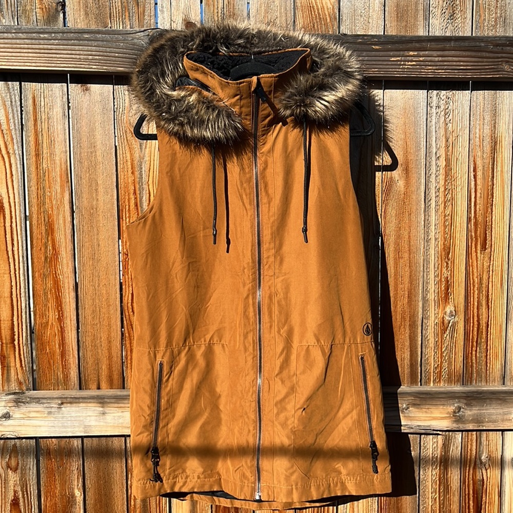 Volcom Vest with Detachable Fur Hood